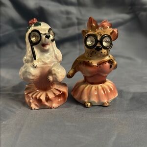 Charming Ceramic Dog salt and pepper shakers